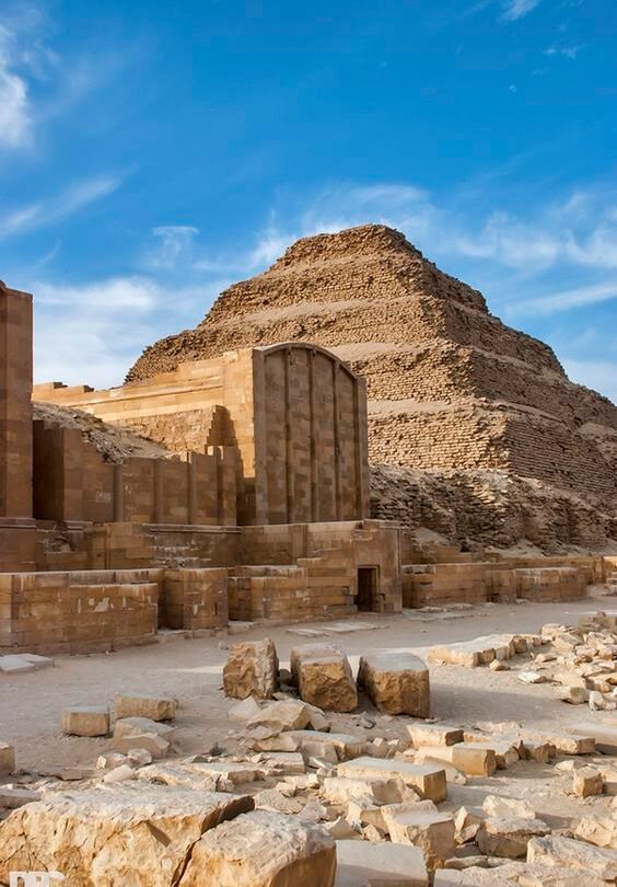 Welcome to Egy Travel Lux – Explore Egypt in Style 43 Piramide di Dijoser Saqqara il viale 5days and 4night in Cairo and Alex