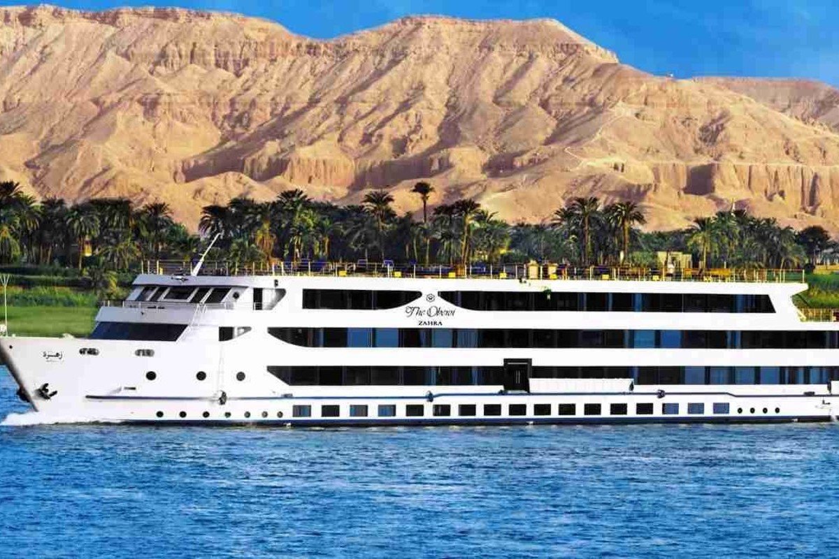 Grand Egyptian Museum tour & Nile cruise dinner