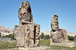 colossi of memnon