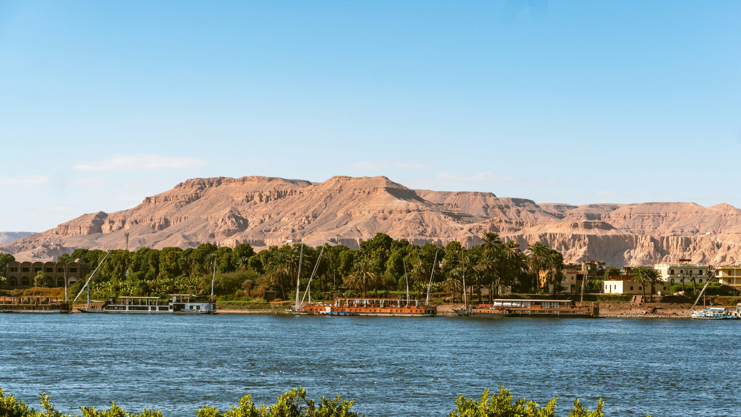 Luxor nile