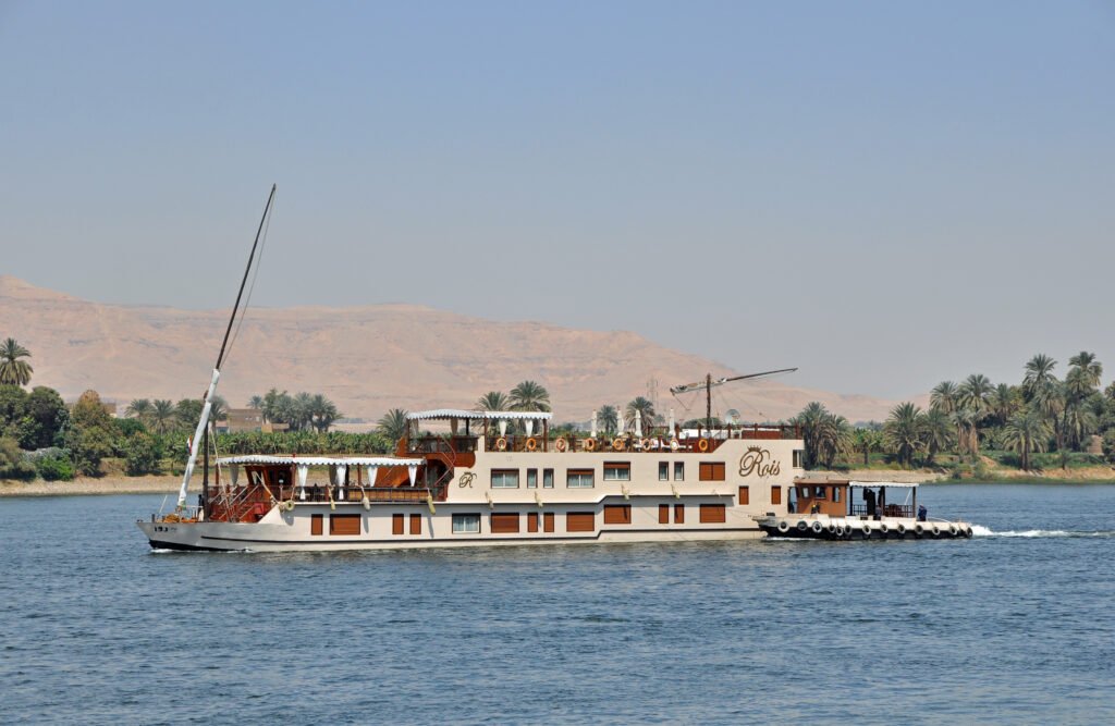 Dahabiya Cruise