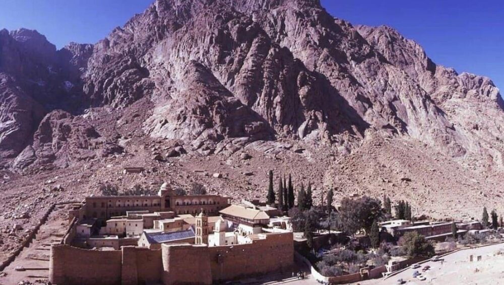 **Alt Text (SEO):** **St. Catherine Tour in Egypt featuring St. Catherine's Monastery, Mount Sinai, and breathtaking desert landscapes, ideal for travelers exploring Egypt's spiritual and historical attractions in 2026.